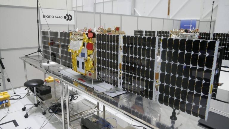 "Русский Starlink" — Россия начала развертывание своей спутниковой группировки "Рассвет"