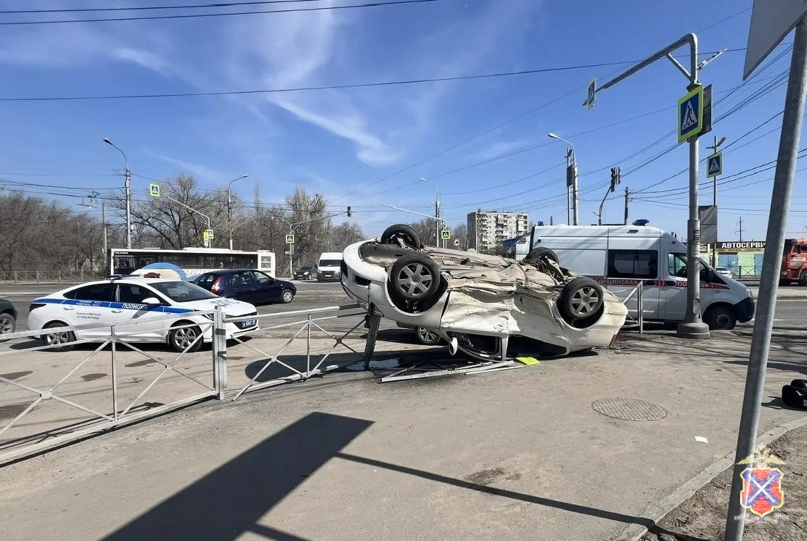 В Волгограде возбудили дело после ДТП с пострадавшим младенцем