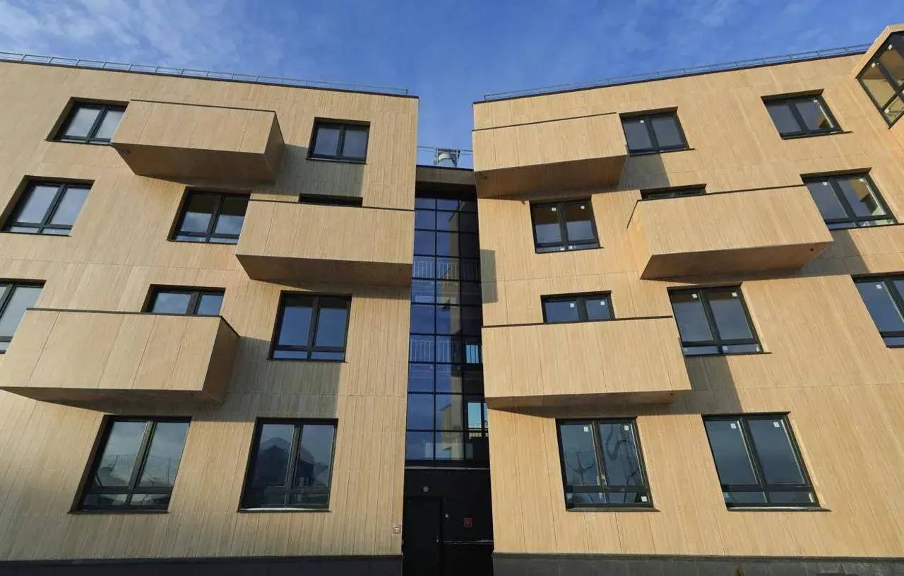 Деревянные пятиэтажки вместо нормального жилья: до чего дошли