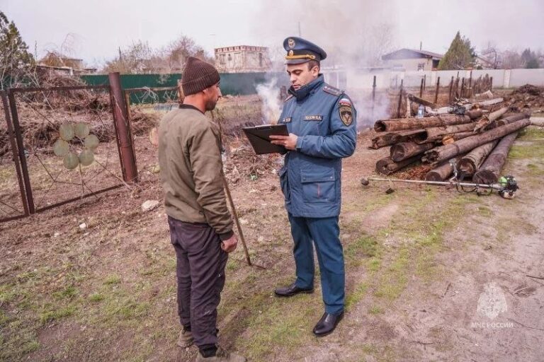 МЧС проводит рейды в жилом секторе: жителям напоминают о правилах пожарной безопасности