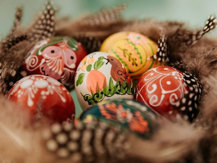 Окрашенные гуашью яйца могут быть опасны: чем красить на Пасху безопасно