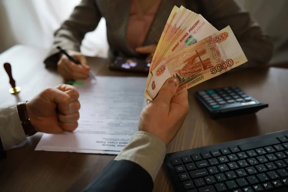 Долги растут: россияне поставили рекорд по кредитной нагрузке